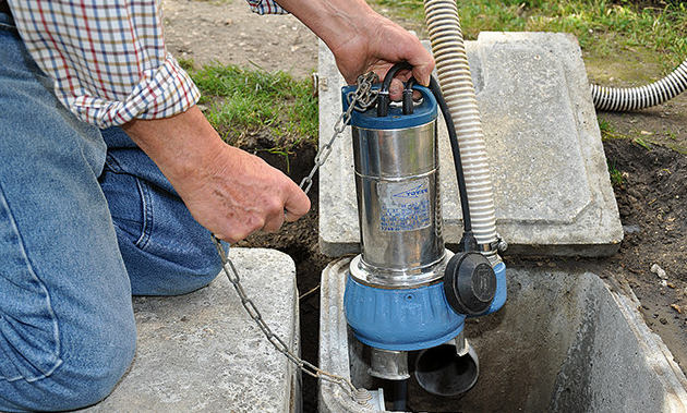 Comment faire l'entretien d'une pompe de relevage des eaux usées ?